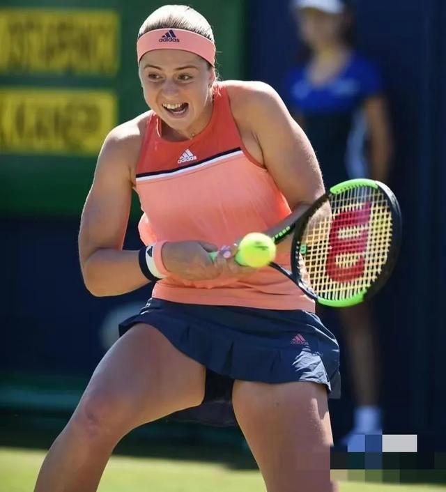 关于阿扎伦卡遭遇三持续失利，加拿大队教练压力巨大！气势如虹延续的信息